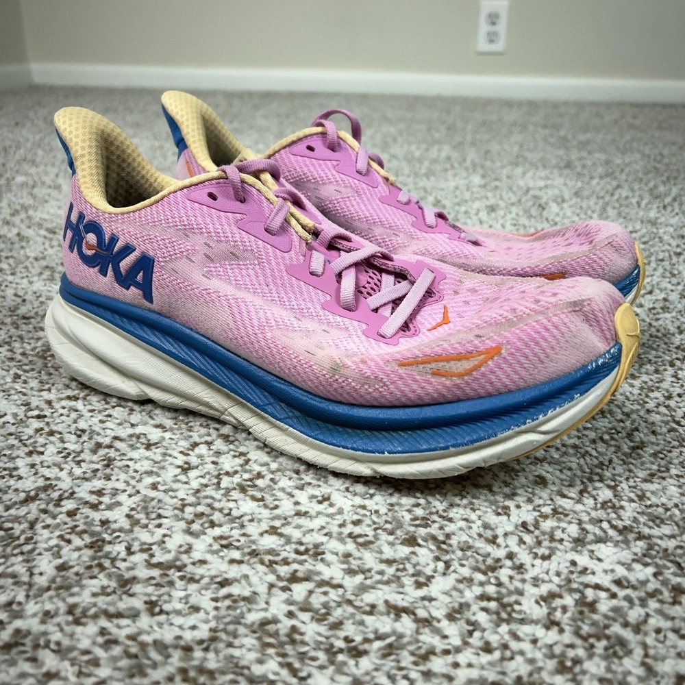 Hoka One One Clifton 9‎ Shoes Womens Size 9.5 Pink Running Sneakers Cushioned